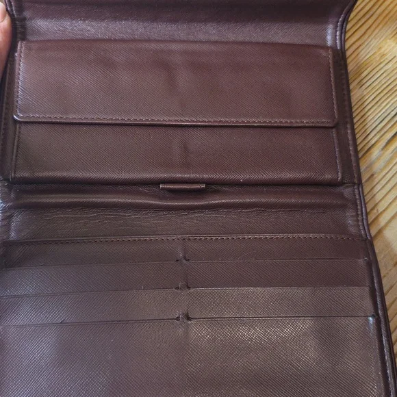 Louis Vuitton Vintage Josephine Denim Bordeaux Long Wallet - Picture 6 of 8